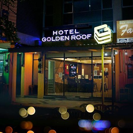 Golden Roof Hotel, Сері-Іскандар Екстер'єр фото
